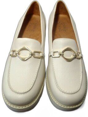 Naturalizer Caberet  O'Lug Sole Porcelain Loafers – Women’s Size 11W NIB